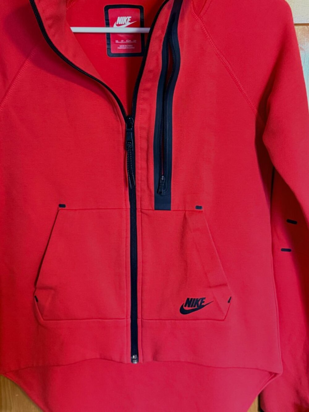 Nike Women's Sportswear Tech Fleece Moto Cape Jacket in "Daring Red", Size XS - Picture 5 of 12